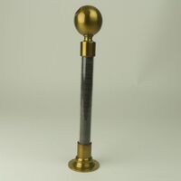 Voorwerpen Adlib\V06941-a.jpg; V06941; Zuil van Zamboni, 1800-1900Zuil van Zamboni, 1800-1900; ZuilColumn